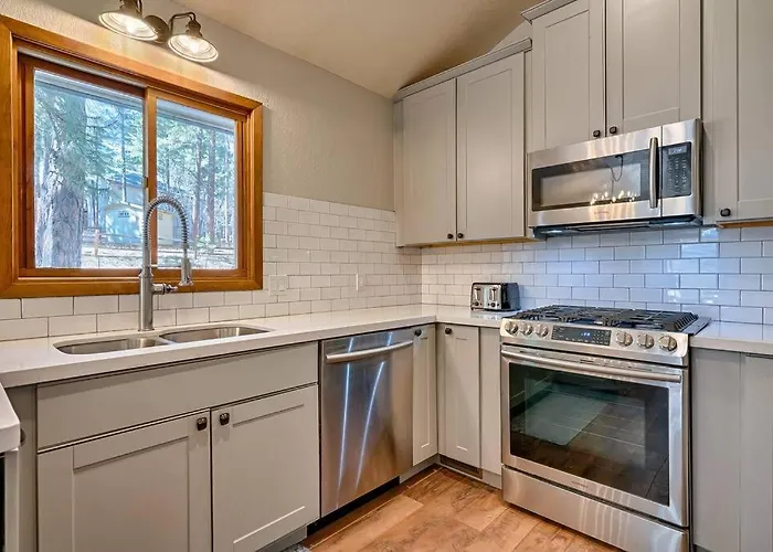 Cozy 3-bedroom Retreat In Scenic * Flagstaff